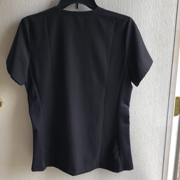 Scrub tops and bottoms - Picture 2 of 15